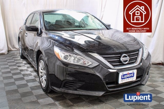Used 2018 Nissan Altima S with VIN 1N4AL3AP5JC288497 for sale in Brooklyn Park, Minnesota