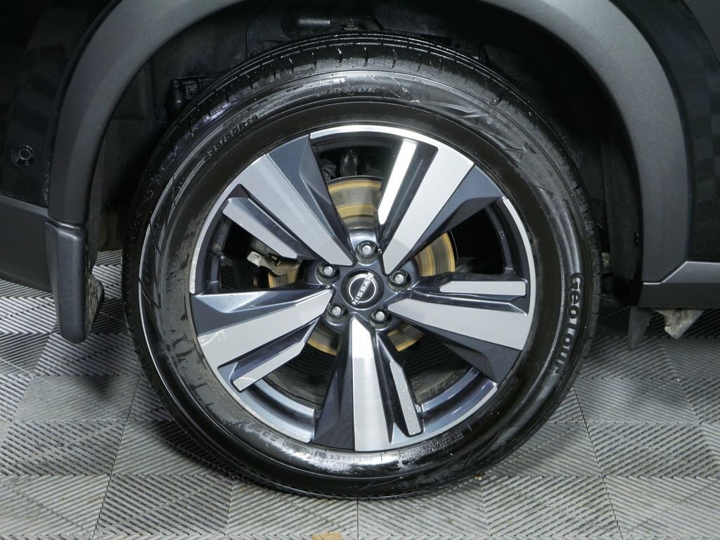 2022 Nissan Rogue SL Premium Package