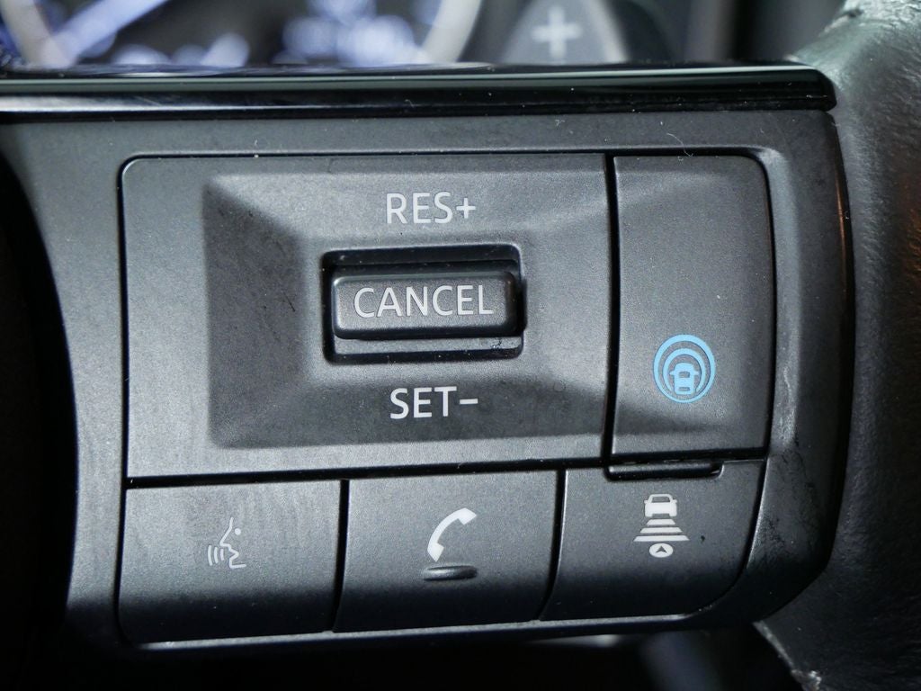 2022 Nissan Rogue SL Premium Package