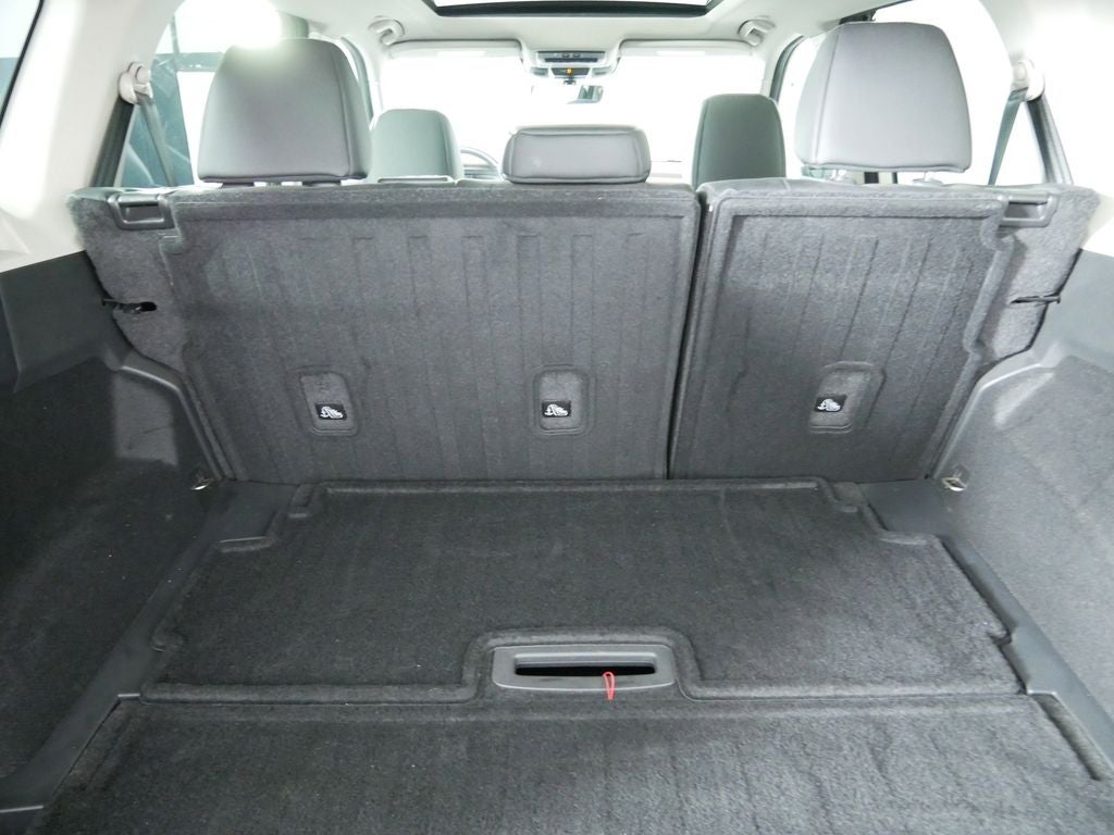 2023 Nissan Rogue SL Premium Package