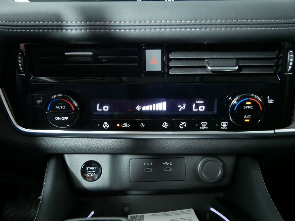 2025 Nissan Rogue Platinum