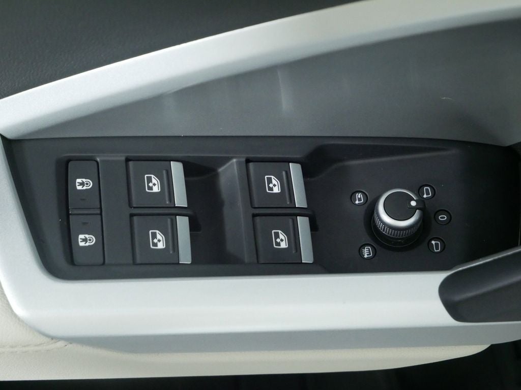 2022 Audi Q3 Premium quattro