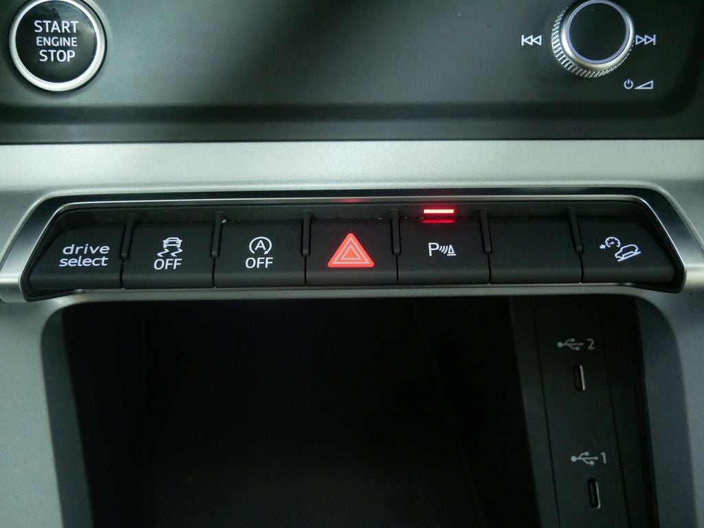 2022 Audi Q3 Premium quattro